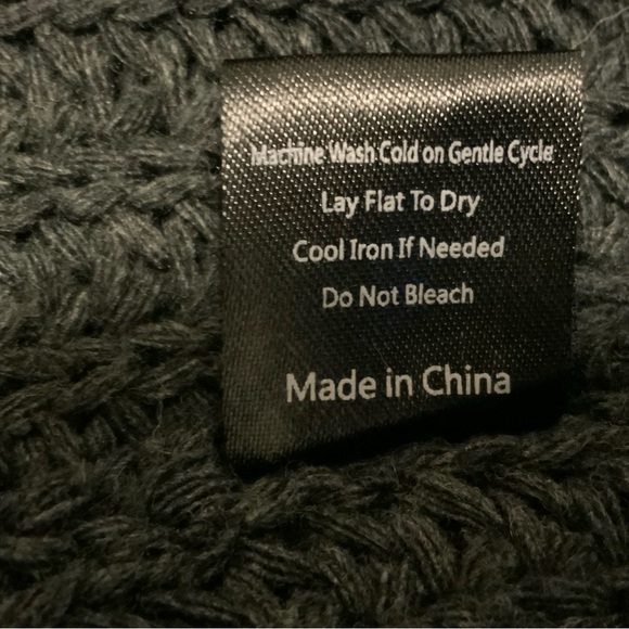 POL Womens Oversized Chunky Knit Turtleneck Sweater Dark Gray Cozy Comfy - Picture 6 of 7